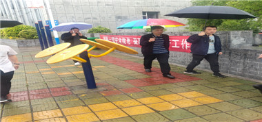西山煤業開展“雨季三防”地面專項檢查工作